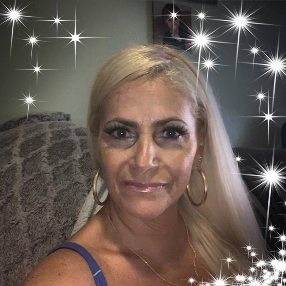 Meet your Posher, Elena